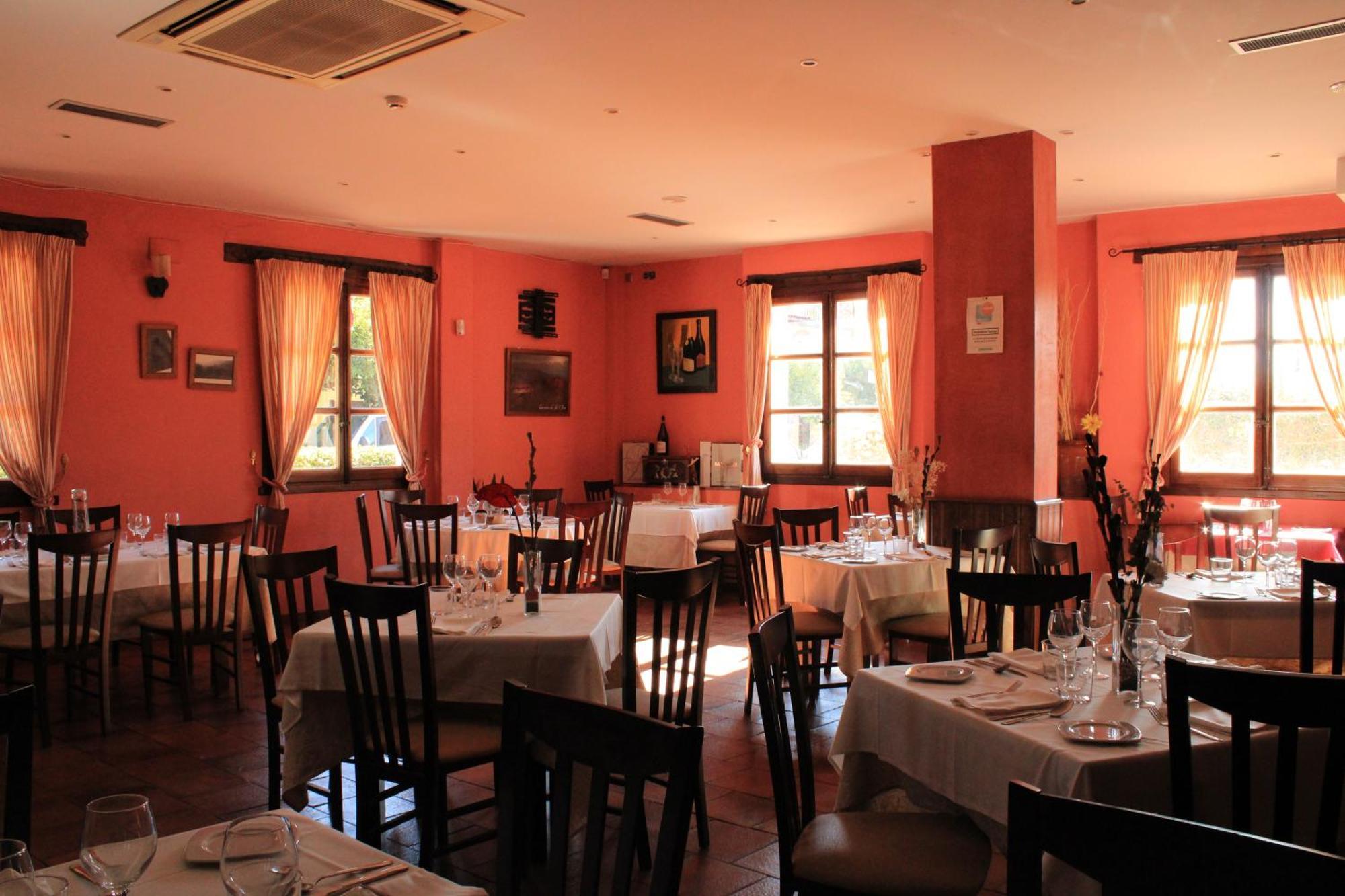 Hotel Rural Carlos I Garganta la Olla Bagian luar foto