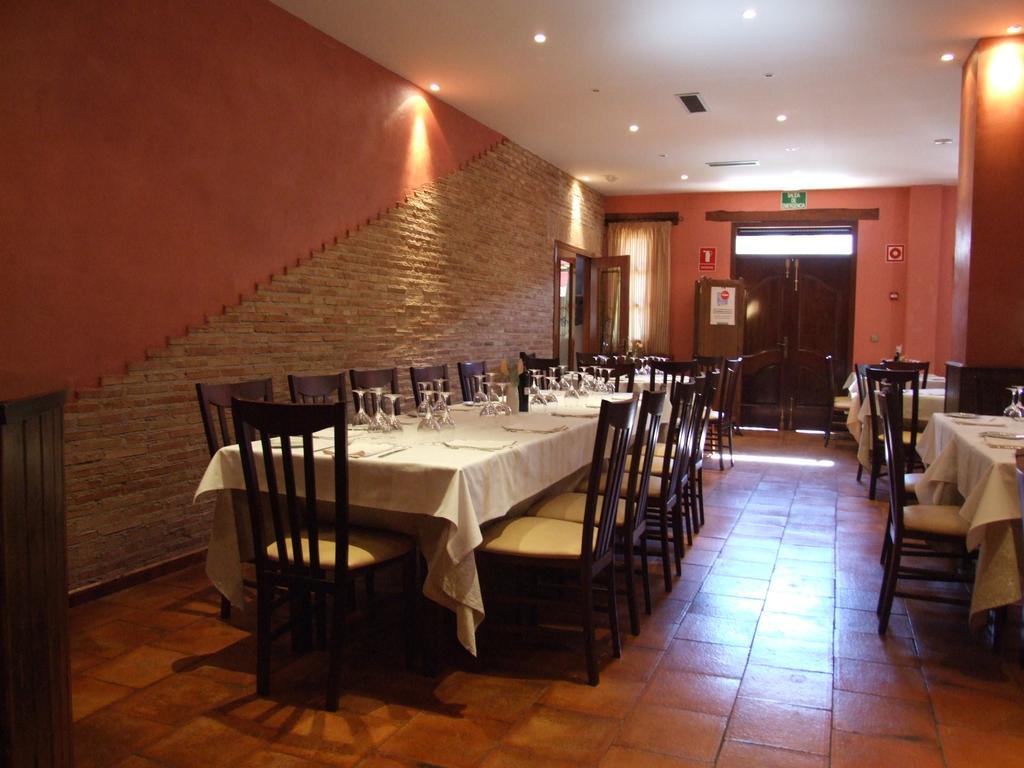 Hotel Rural Carlos I Garganta la Olla Bagian luar foto